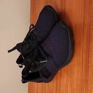 New Balance sneakers, black size 7